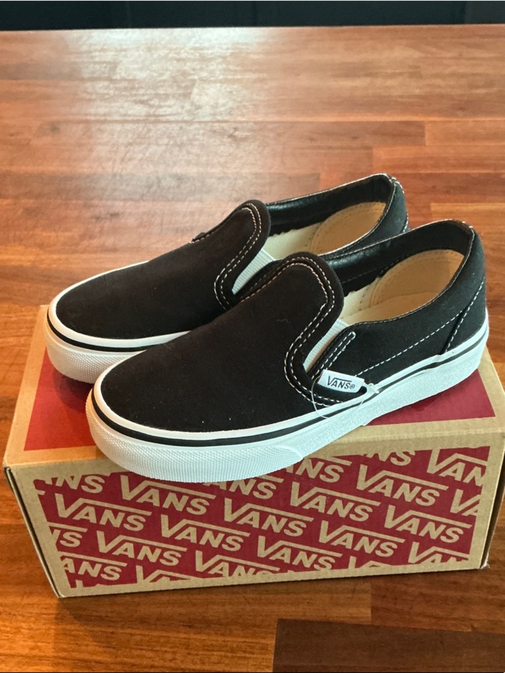 Vans NWT original kids 12 slip on sneakers